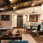 Hotel Airelles 5*