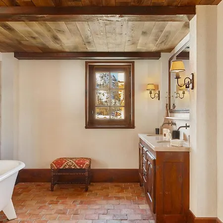Hotel Airelles