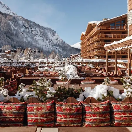 Hotel Airelles