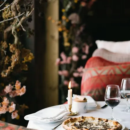 Airelles Hotel