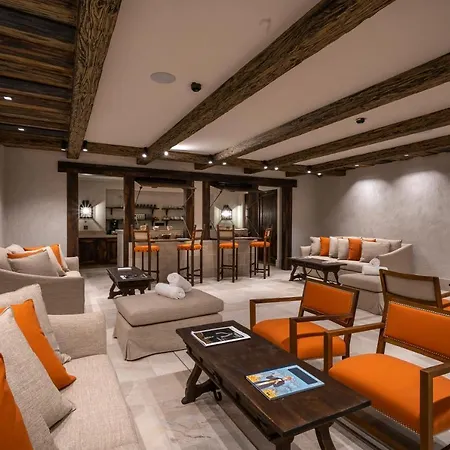 Airelles Hotel 5*