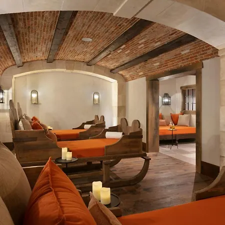 Airelles Hotel 5*