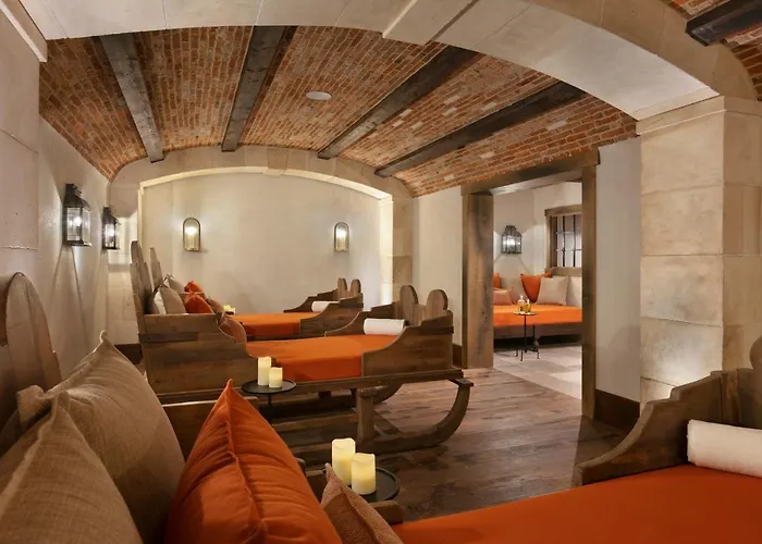 Airelles Hotel 5*