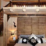 Airelles Hotel 5*